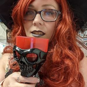 Meet your Posher, Joy